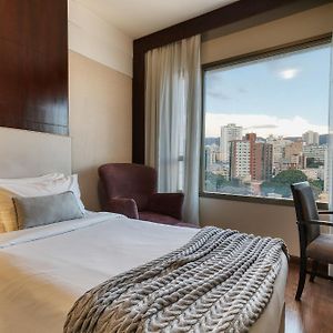 Camera classica con letto queen size